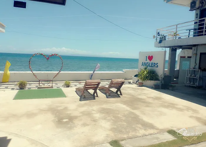 Resort Angler's Hub & 3*