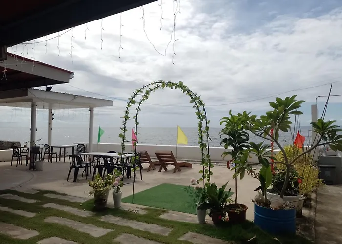 Angler's Hub & Resort